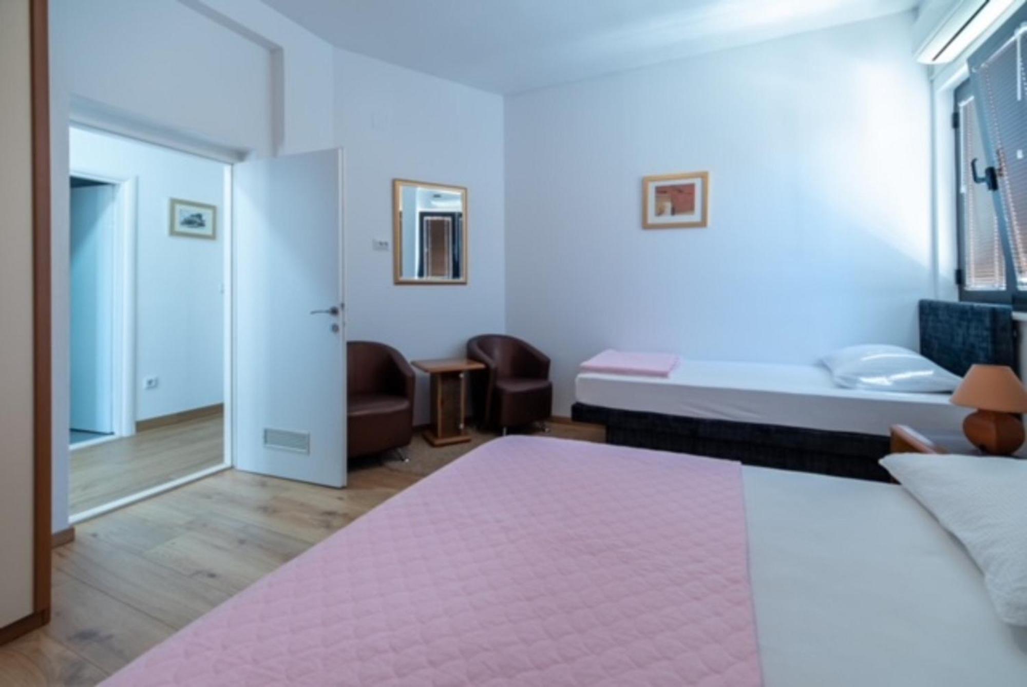 Guest House Kono Дубровник Екстериор снимка